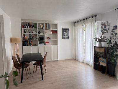 For rent Vesinet 2 rooms 59 m2 Yvelines (78110) photo 1