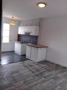 For rent Menigoute 2 rooms 36 m2 Deux sevres (79340) photo 0