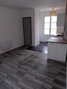 For rent Menigoute 2 rooms 36 m2 Deux sevres (79340) photo 1