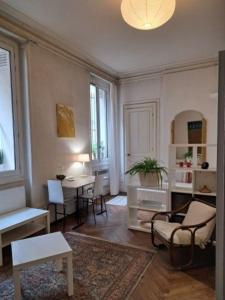 For rent Bordeaux 1 room 29 m2 Gironde (33000) photo 0