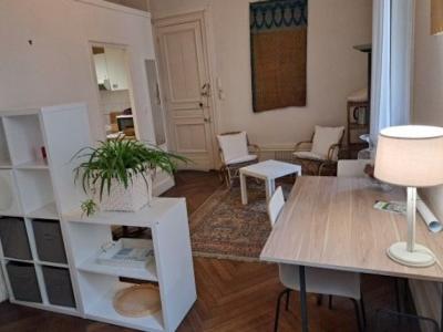 Louer Appartement 29 m2 Bordeaux