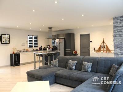 Annonce Vente 7 pi�ces Maison Pont-du-chateau 63