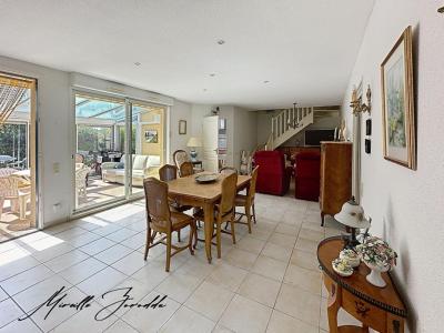 For sale Jonquieres-saint-vincent 4 rooms 124 m2 Gard (30300) photo 2