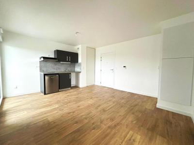 For rent Vezin-le-coquet 2 rooms 41 m2 Ille et vilaine (35132) photo 0