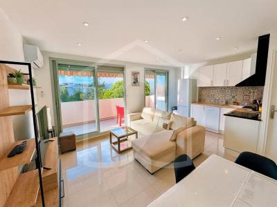 Louer Appartement Antibes 990 euros