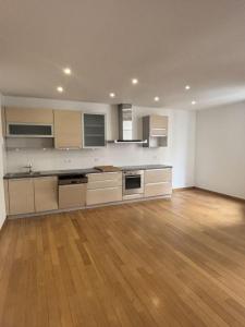 For rent Paris-15eme-arrondissement 2 rooms 60 m2 Paris (75015) photo 0