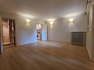 For rent Garches 2 rooms 40 m2 Hauts de Seine (92380) photo 0