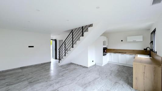 For sale Pessac 4 rooms 84 m2 Gironde (33600) photo 2