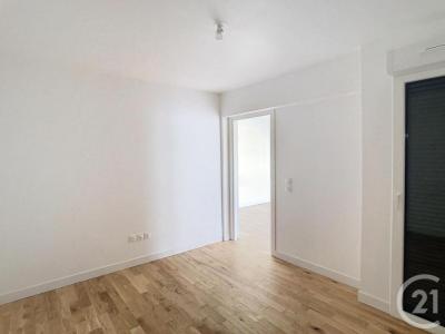 For rent Thiais 2 rooms 40 m2 Val de Marne (94320) photo 2