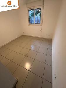 For rent Riviere-saint-louis 4 rooms 100 m2 Reunion (97421) photo 2