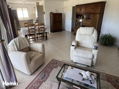 For sale Peypin 4 rooms 99 m2 Bouches du Rhone (13124) photo 3
