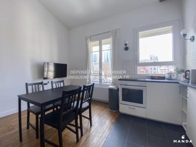 Louer Appartement 9 m2 Courbevoie