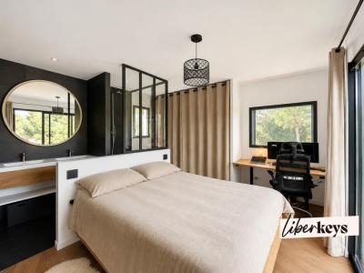 For sale Lambesc 4 rooms 124 m2 Bouches du Rhone (13410) photo 3