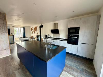 For sale Argentre 6 rooms 130 m2 Mayenne (53210) photo 1
