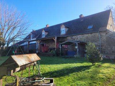 For sale VILLAGE 5 rooms 106 m2 Allier (03370) photo 1