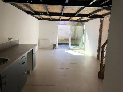 For rent Neuilly-sur-marne 2 rooms 38 m2 Seine saint denis (93330) photo 2