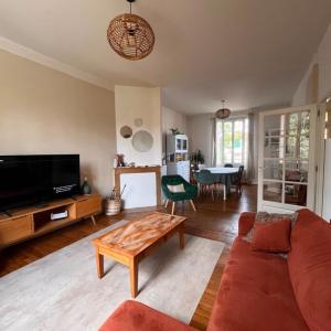 For sale Yzeure 5 rooms 137 m2 Allier (03400) photo 2