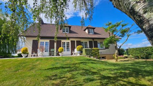 For sale Houdan 7 rooms 141 m2 Yvelines (78550) photo 1