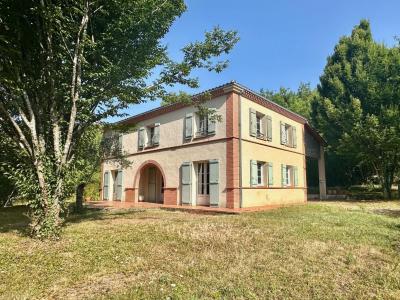 For sale Auch GERS   AUCH et sa r�gion 9 rooms 191 m2 Gers (32000) photo 0