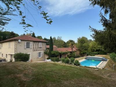 For sale Mirande GERS   c�t� MIRANDE 8 rooms 260 m2 Gers (32300) photo 1