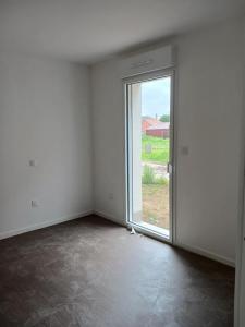For rent Campagne-les-wardrecques 1 room 73 m2 Pas de calais (62120) photo 1