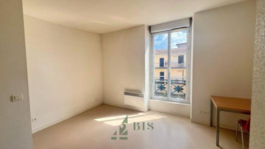 For rent Roanne 1 room 26 m2 Loire (42300) photo 1