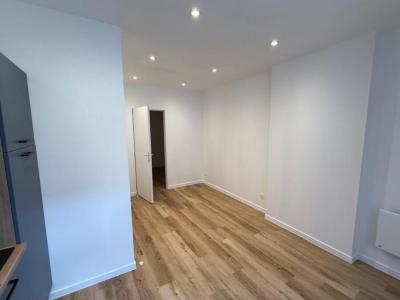 For rent Roanne 2 rooms 30 m2 Loire (42300) photo 2