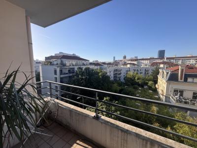 For rent Lyon-7eme-arrondissement 2 rooms 35 m2 Rhone (69007) photo 1