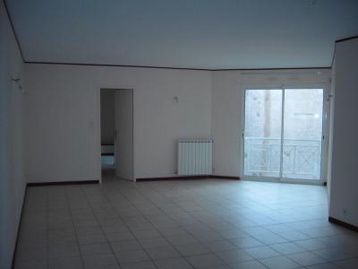 For rent Revel 3 rooms 81 m2 Haute garonne (31250) photo 0