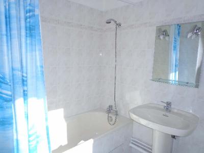 For rent Brest 1 room 28 m2 Finistere (29200) photo 3