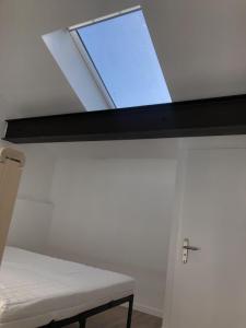 For rent Lyon-7eme-arrondissement 1 room 21 m2 Rhone (69007) photo 3