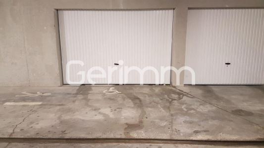 Louer Parking 19 m2 Echirolles