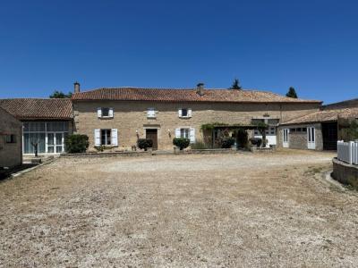 For sale Alleuds CHEF-BOUTONNE 12 rooms 400 m2 Deux sevres (79190) photo 0