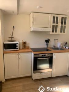 For rent Athis-mons 2 rooms 27 m2 Essonne (91200) photo 0