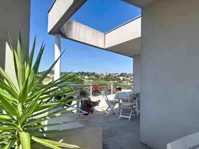 For sale Villeneuve-les-avignon 4 rooms 105 m2 Gard (30400) photo 0