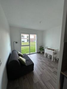 For rent Franqueville-saint-pierre 1 room 20 m2 Seine maritime (76520) photo 0