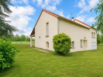 For sale Mareuil-sur-cher 4 rooms 98 m2 Loir et cher (41110) photo 0