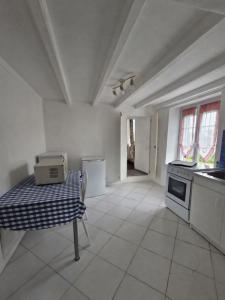 For sale CHERBOURG-EN-COTENTIN 11 rooms 203 m2 Manche (50110) photo 2