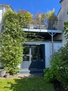 For sale Vannes 8 rooms 237 m2 Morbihan (56000) photo 3