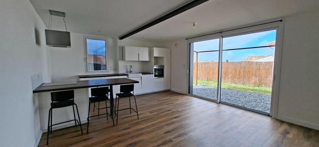 For rent Mouzillon 4 rooms 108 m2 Loire atlantique (44330) photo 1