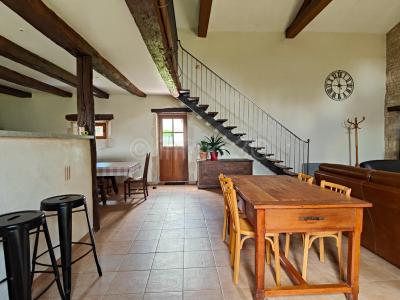 Annonce Vente 5 pi�ces Maison Civray 86