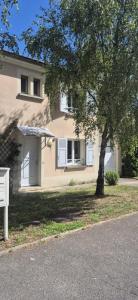 For sale Bourg-en-bresse 4 rooms 89 m2 Ain (01000) photo 0