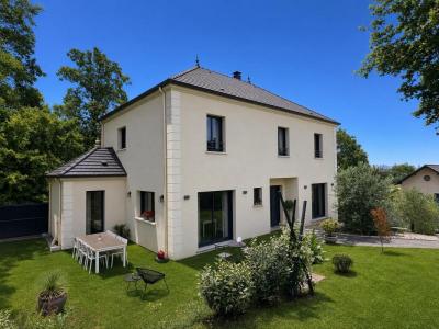 For sale Mesnil-le-roi 7 rooms 193 m2 Yvelines (78600) photo 0