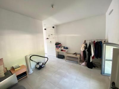 For rent Nimes 1 room 25 m2 Gard (30000) photo 3