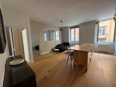 For rent Lyon-2eme-arrondissement 3 rooms 74 m2 Rhone (69002) photo 1