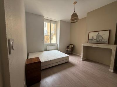 For rent Lyon-2eme-arrondissement 3 rooms 74 m2 Rhone (69002) photo 4