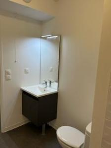 For rent Orry-la-ville 1 room 30 m2 Oise (60560) photo 3