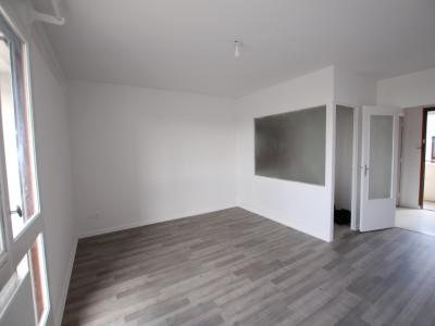 For rent Bron 1 room 34 m2 Rhone (69500) photo 0