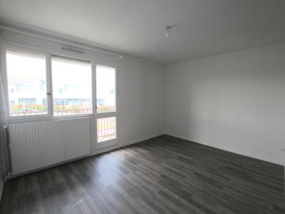 For rent Bron 1 room 34 m2 Rhone (69500) photo 1