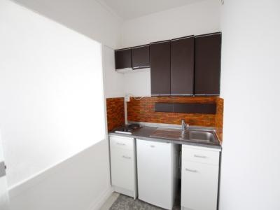 For rent Bron 1 room 34 m2 Rhone (69500) photo 3